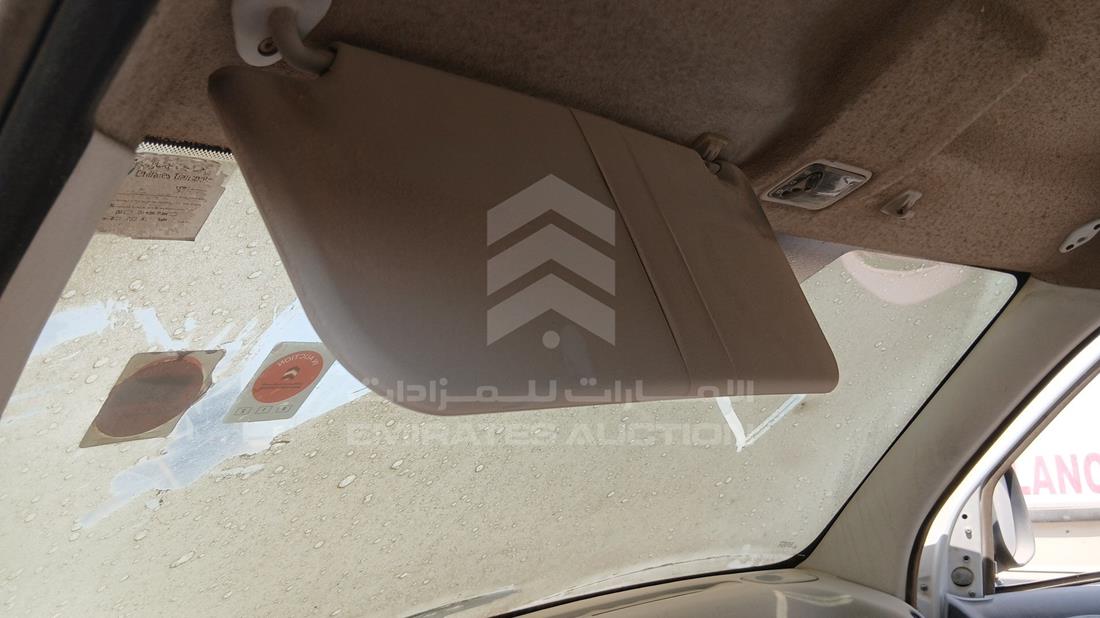 2009 Peugeot Partner — Sun Roof View — Photo 18