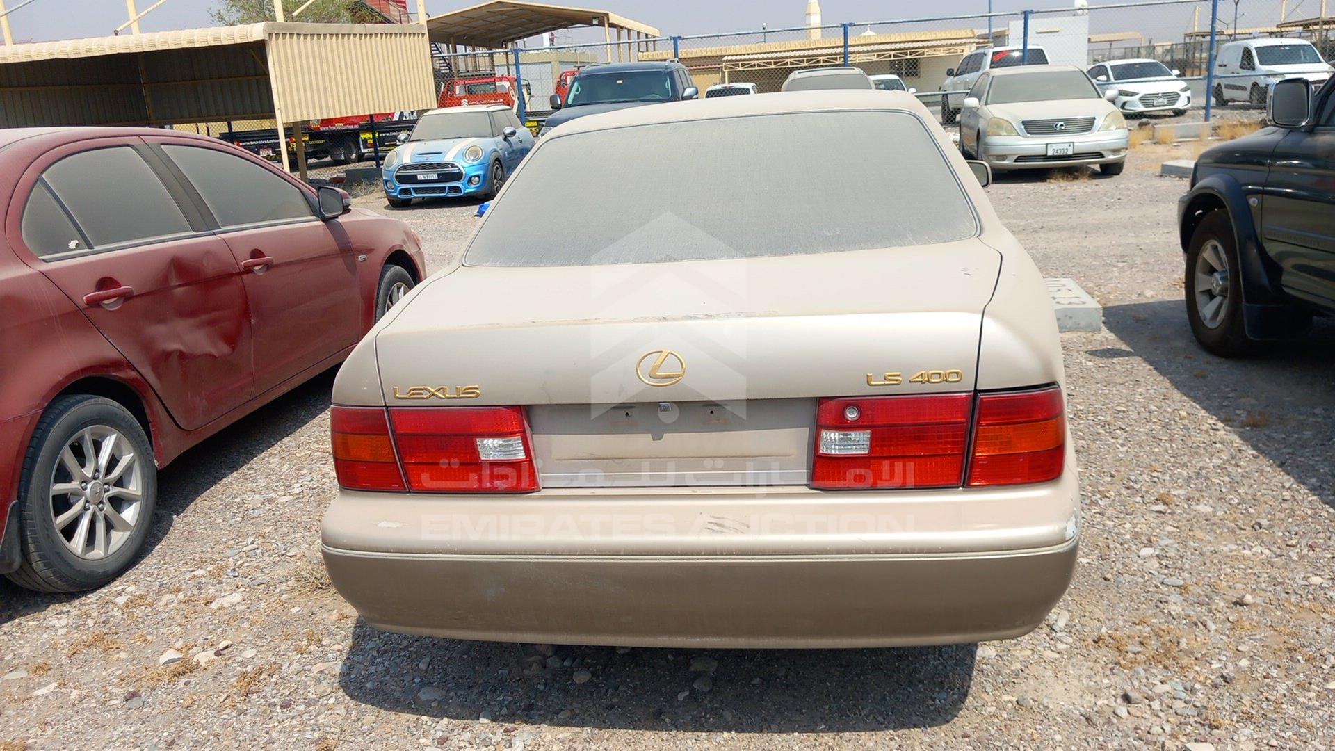1998 LEXUS LS400 VIN: JT8BH28F2W0128608
