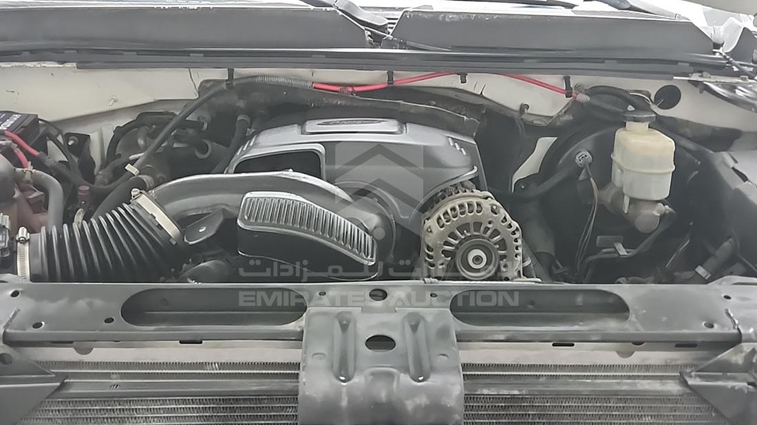 2011 GMC Sierra — Engine Bay — Photo 28