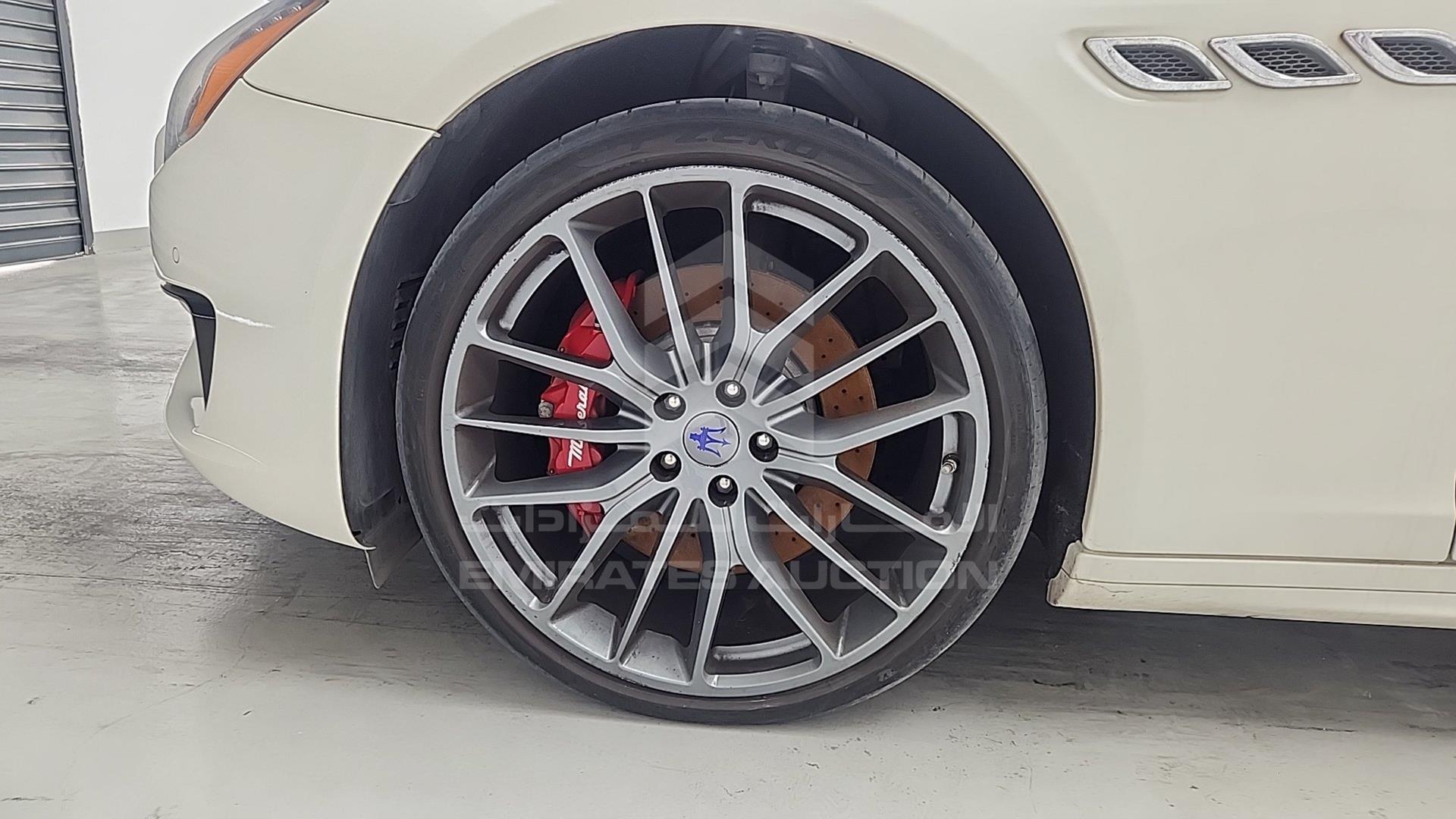 2017 MASERATI QUATTROPORTE VIN: ZAMRP56F8H1232360
