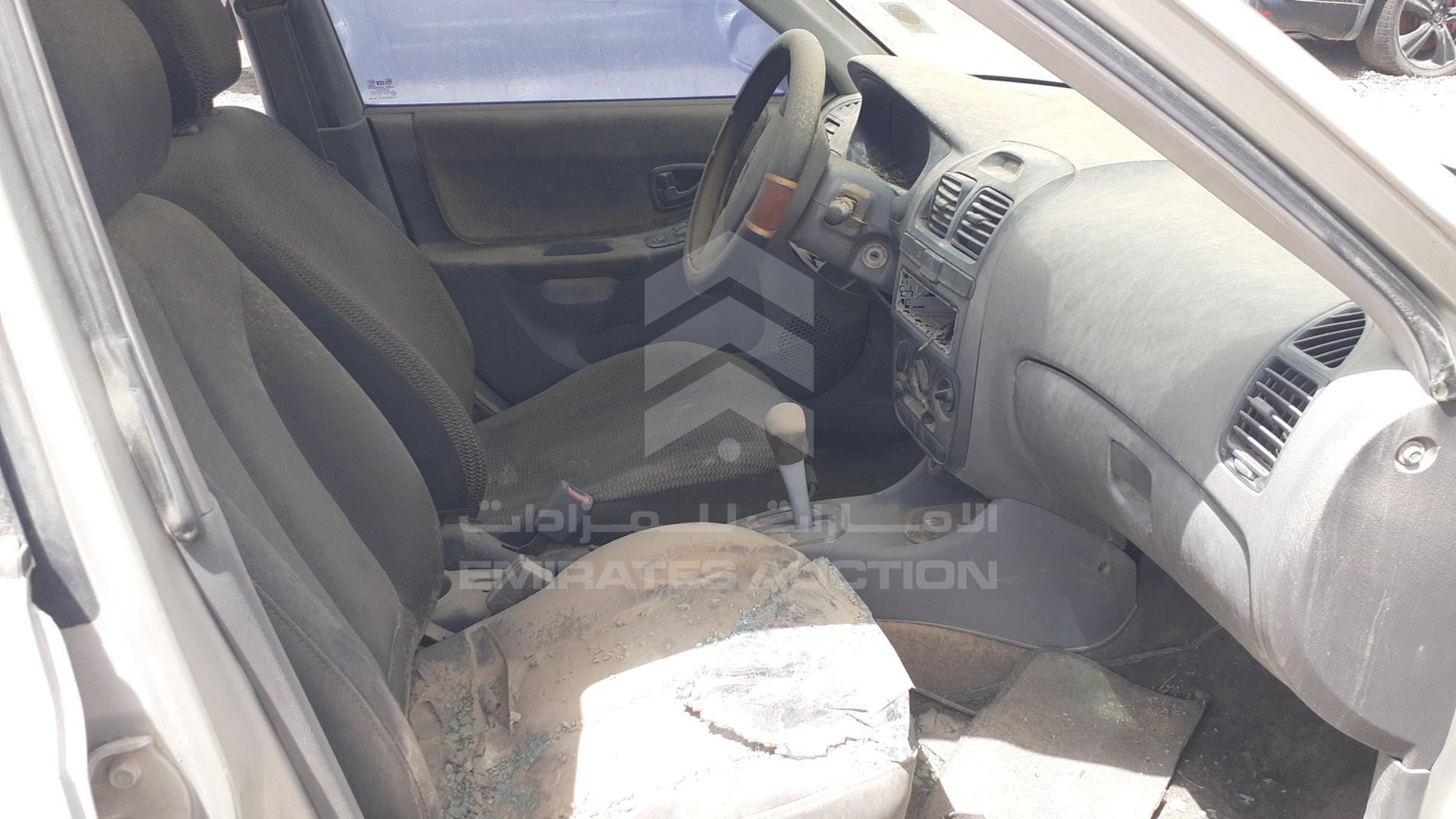 2005 HYUNDAI ACCENT VIN: KMHCG41G15U618273
