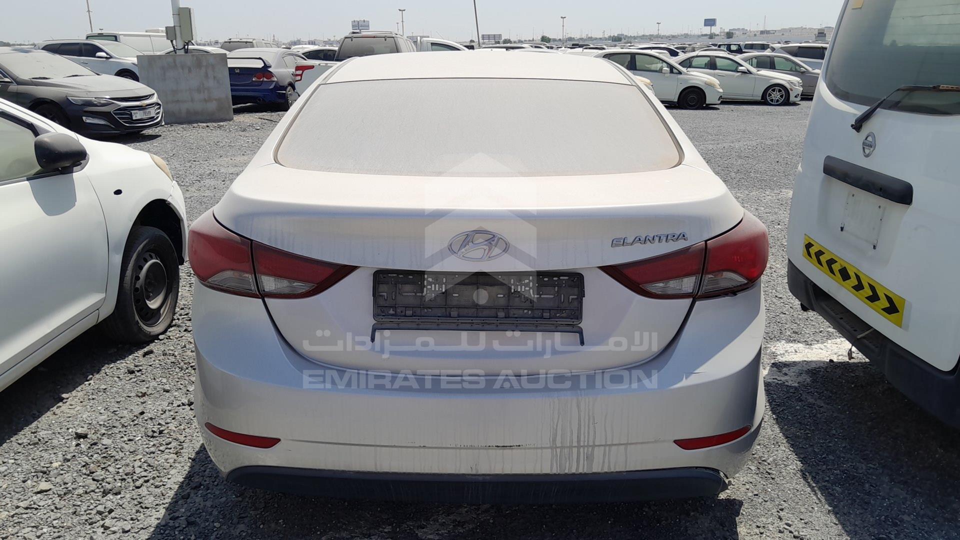 2015 HYUNDAI ELANTRA VIN: KMHDG41E5FU203526