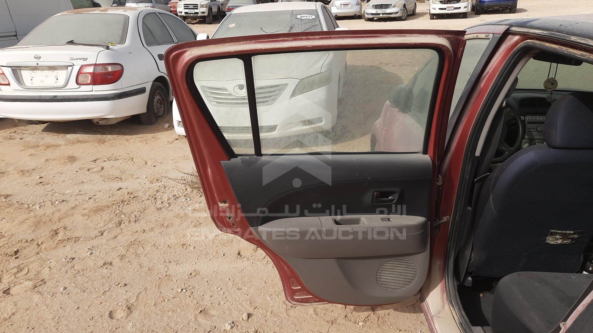 2005 DAIHATSU SIRION VIN: JD1GM301851017367