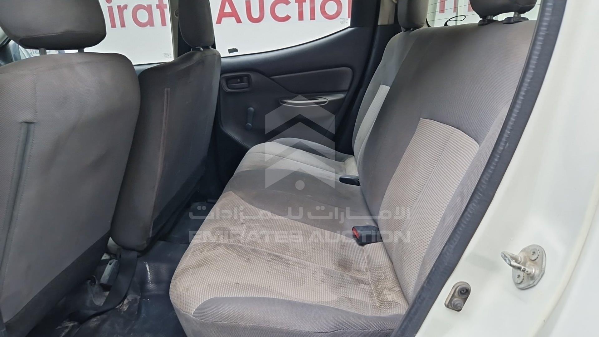 2016 MITSUBISHI L 200 VIN: MMBJNKJ30GH045384