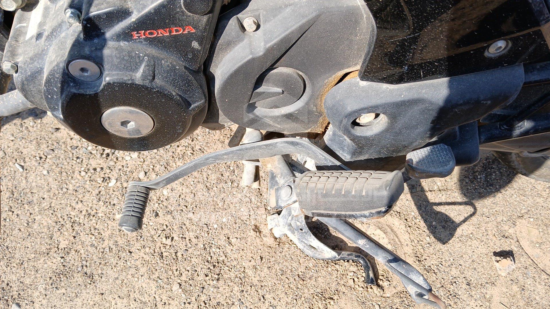 2022 HONDA UNICORN VIN: ME4KC20F2NA016044