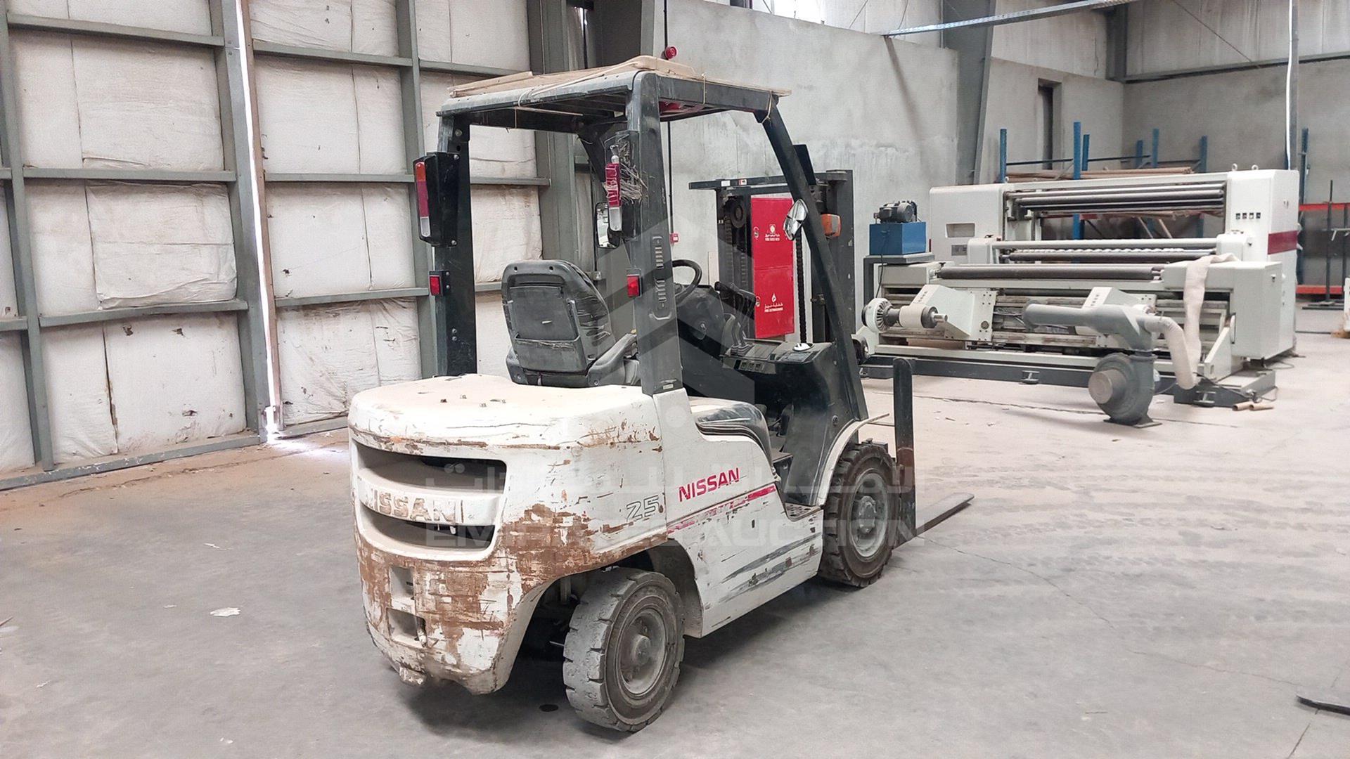 0 NISSAN FORKLIFT VIN: NP1F2-00310