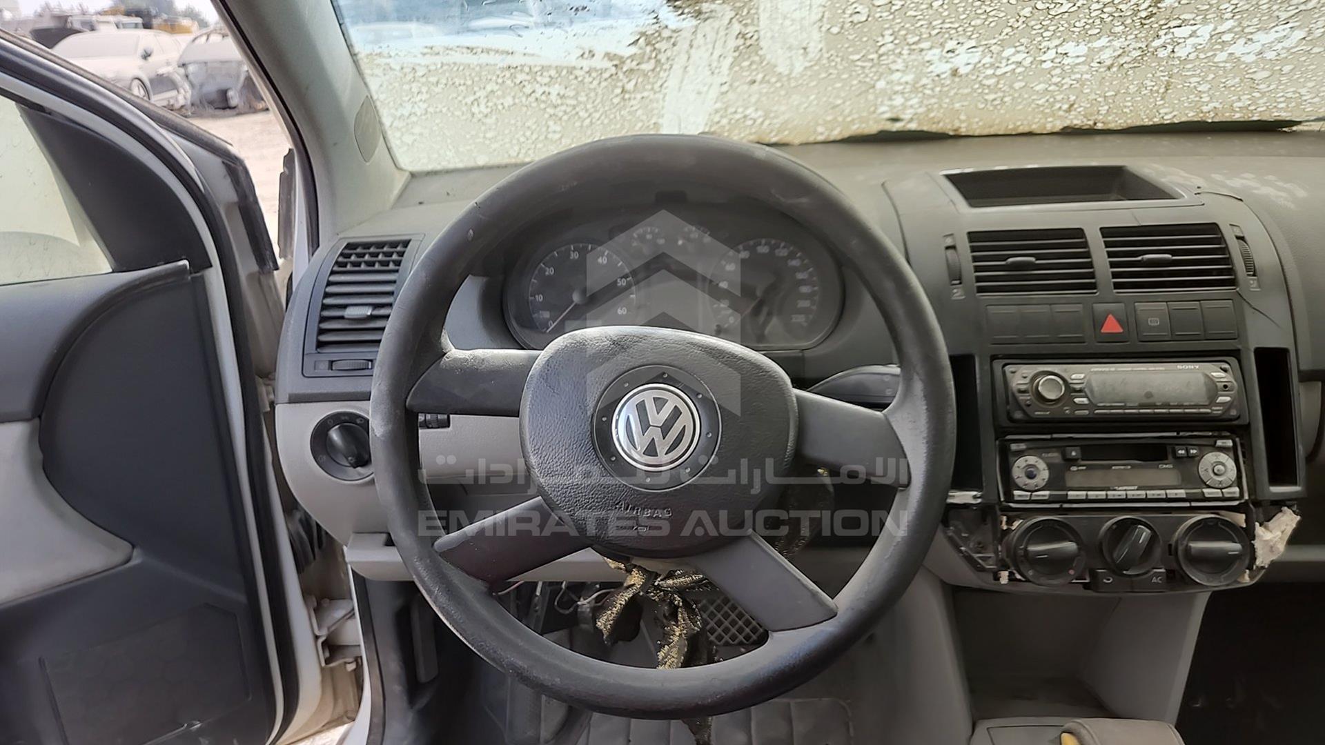 2005 VOLKSWAGEN POLO VIN: WVWAF19N05Y029322