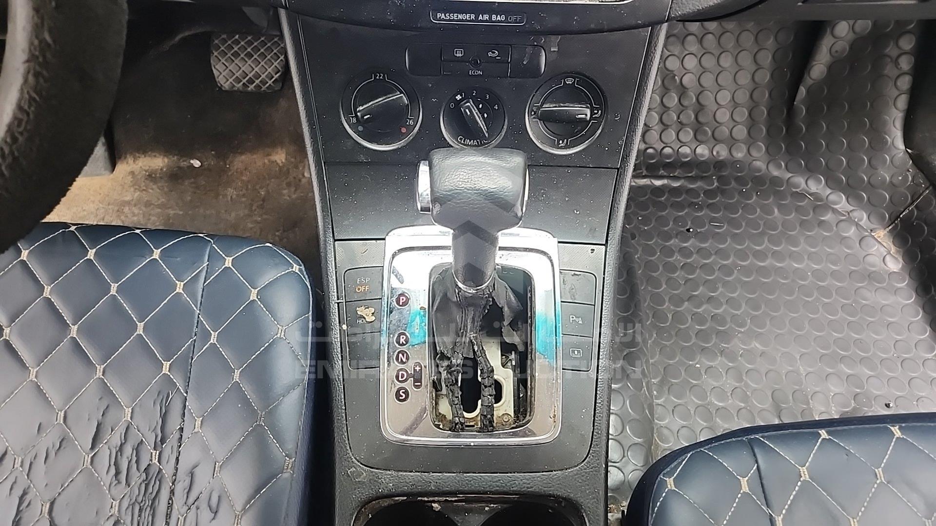2007 VOLKSWAGEN PASSAT VIN: WVWAM23C17P053639