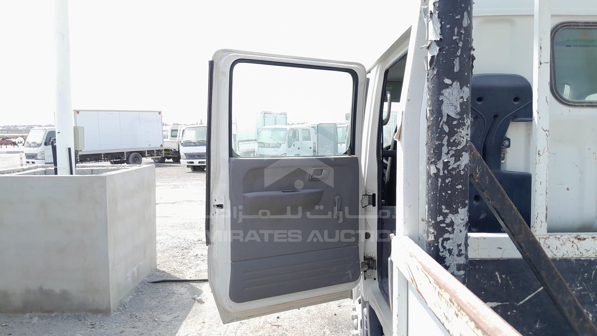 2017 MITSUBISHI CANTER VIN: JL7B6E1P7HK017235