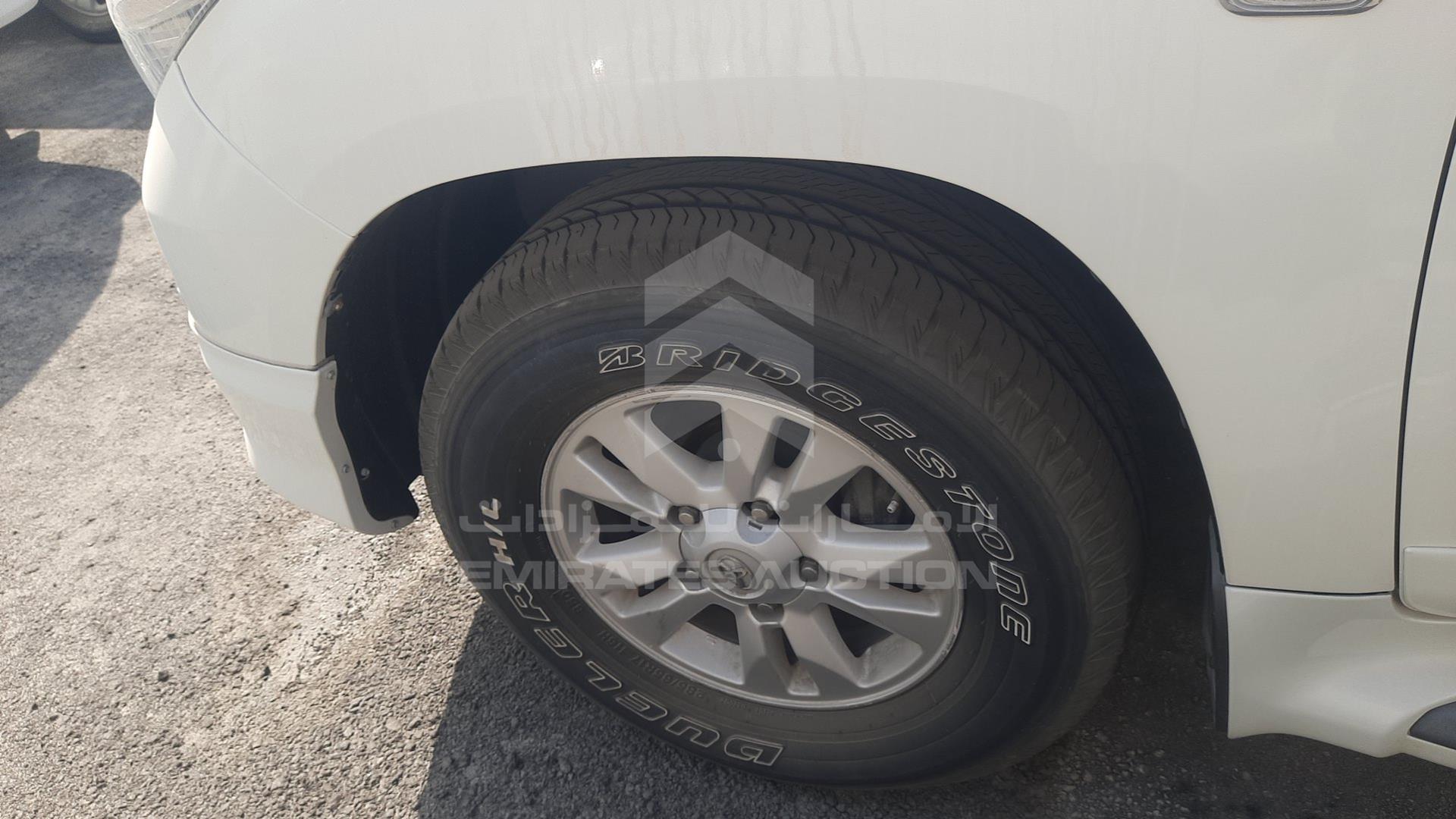 2011 TOYOTA LAND CRUISER VIN: JTMHU09J8B5052503