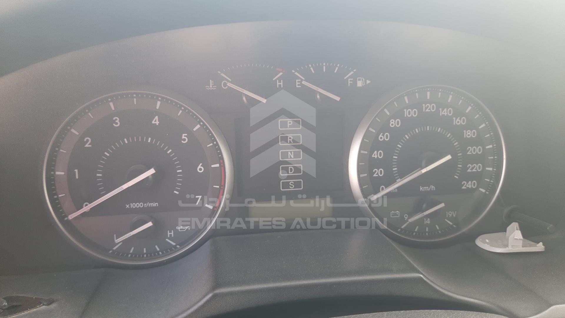 2012 TOYOTA LAND CRUISER VIN: JTMDU09J7C4052921