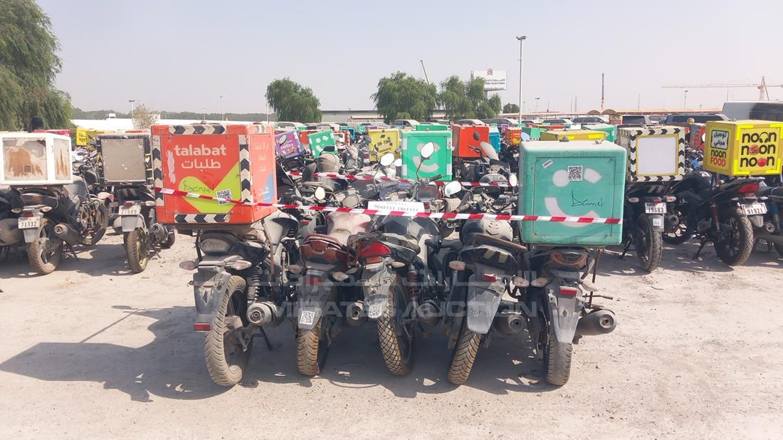 5 Motorbikes — Rear View — Photo 8