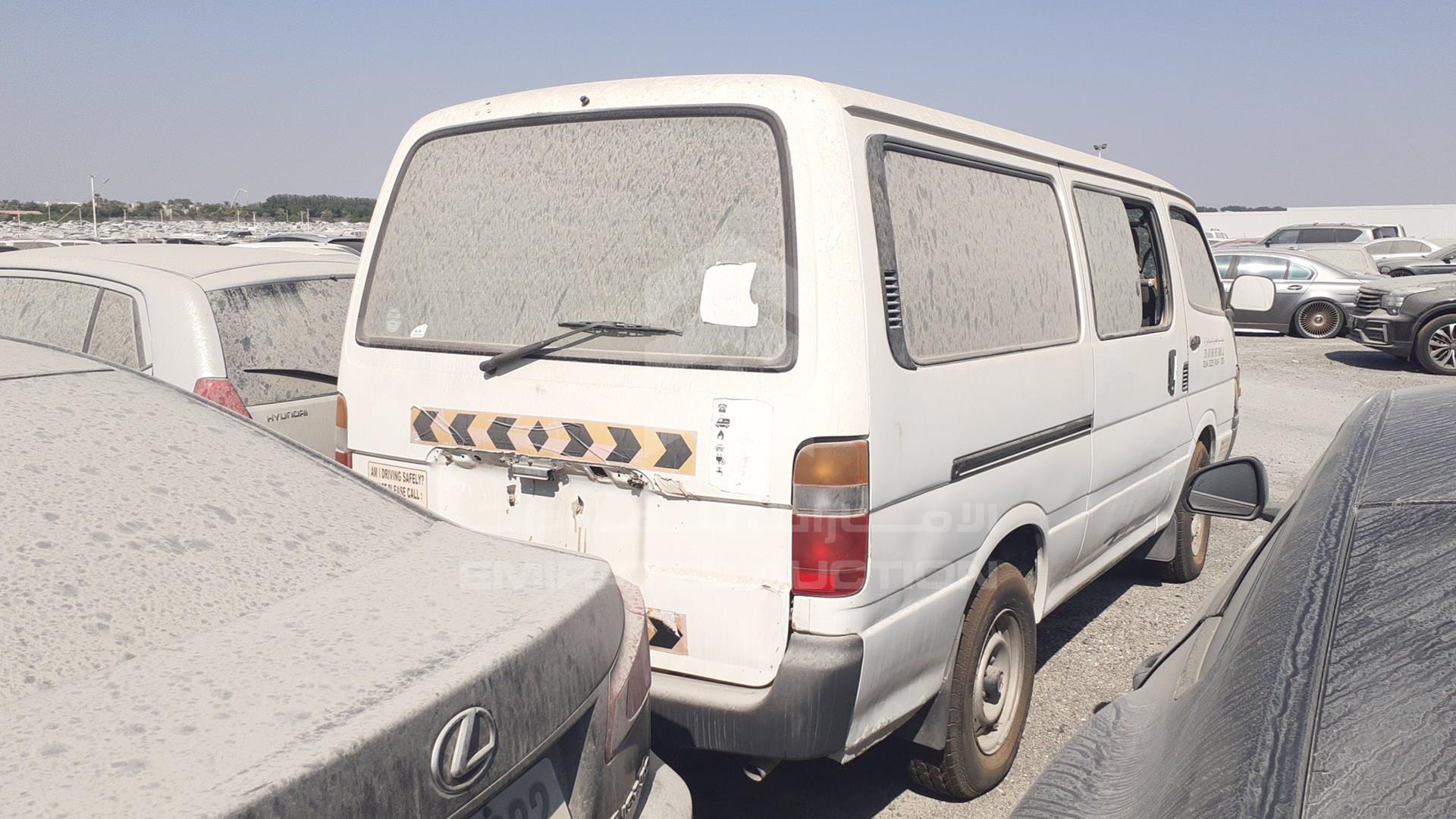 2004 TOYOTA HIACE VIN: JT4ZR119747014684