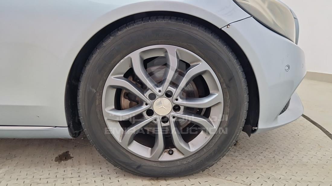 2016 Mercedes C 200 — Front Right Tyre — Photo 29