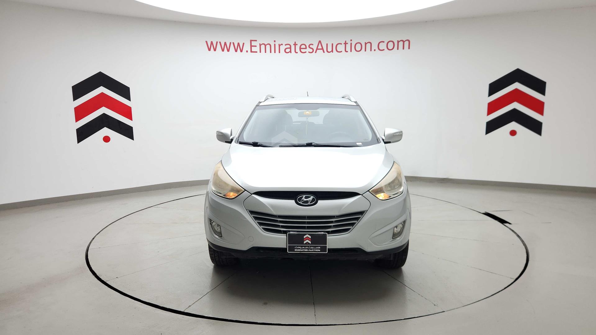 2011 HYUNDAI TUCSON VIN: KMHJT81B4BU132406