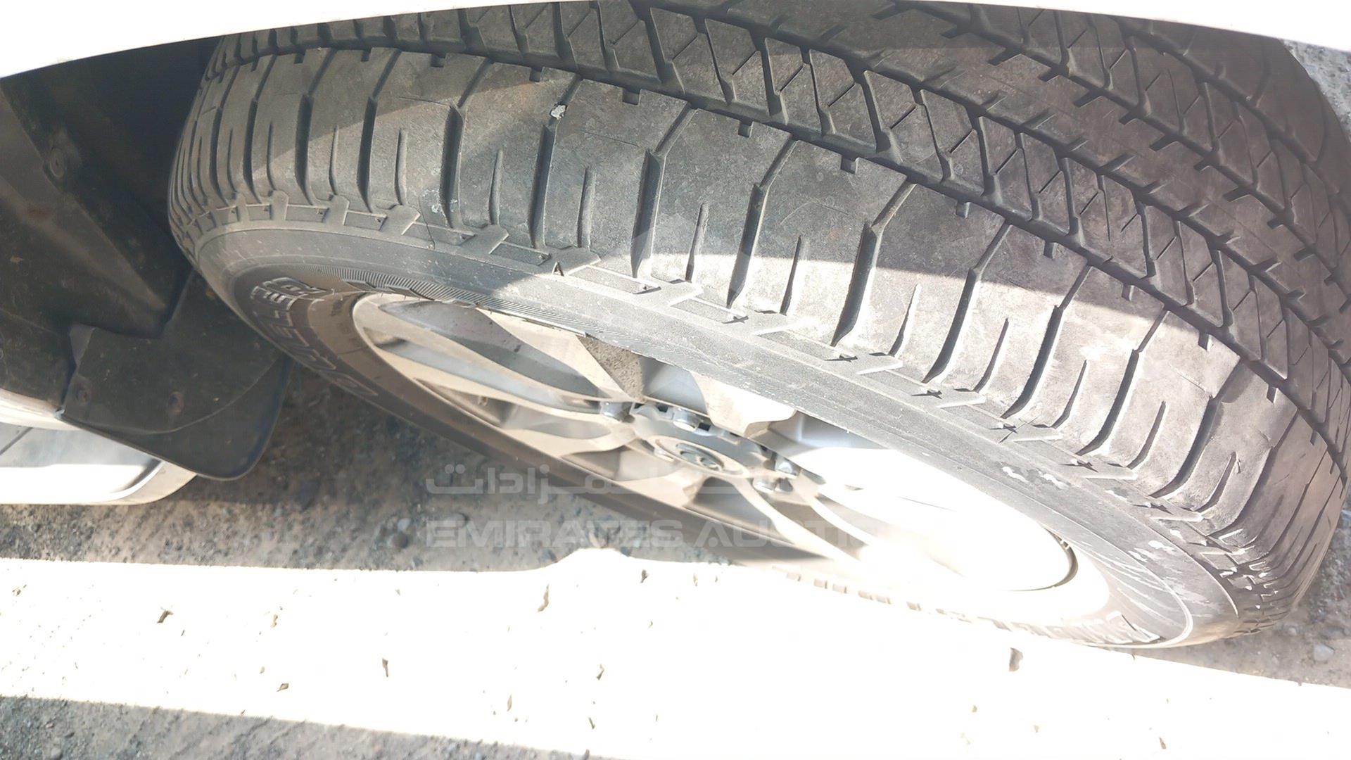 2009 TOYOTA SEQUOIA VIN: 5TDZY68A49S018351