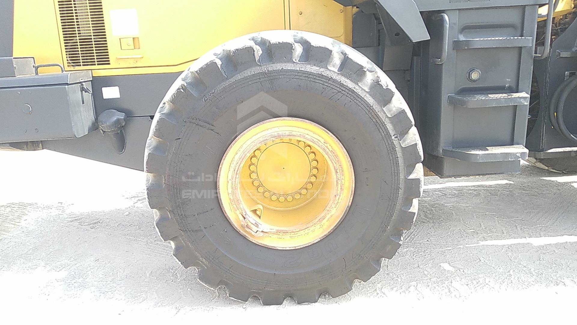 2014 KOMATSU WA470-5 VIN: W09570142