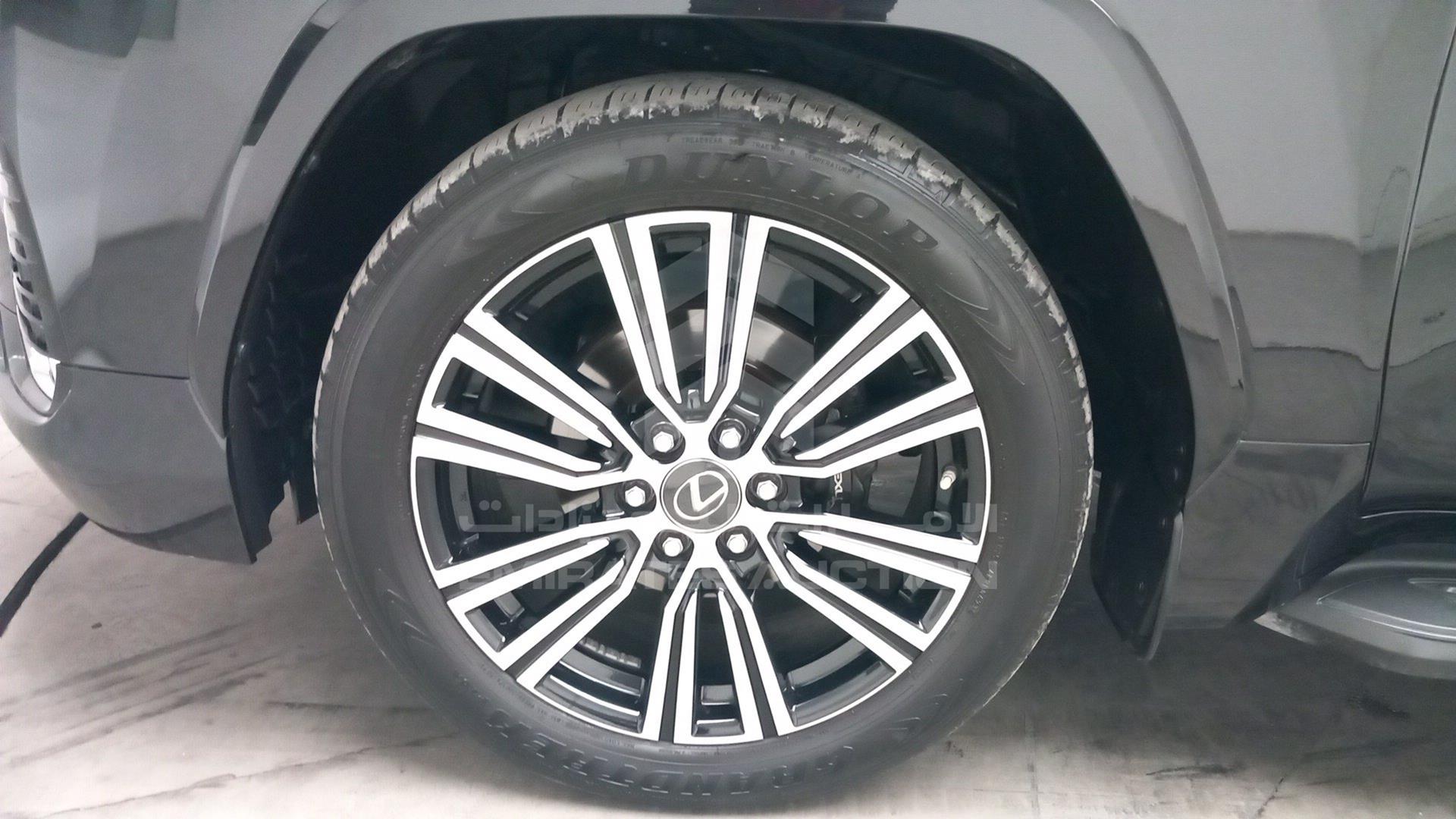 2023 LEXUS LX 600 VIN: JTJPB7CX0P4030660