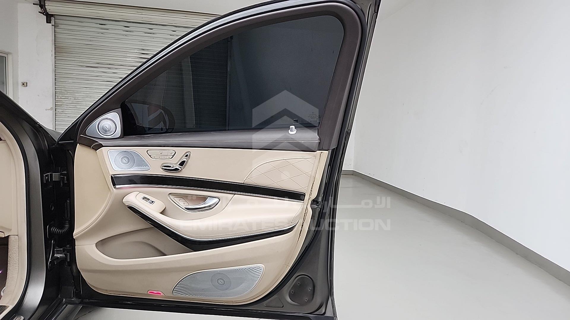 2014 MERCEDES S 500 VIN: WDDUG8CB0EA016490