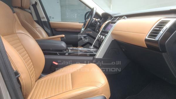 Land Rover Discovery 2017 SALRHBBV2HA021354 Image 45