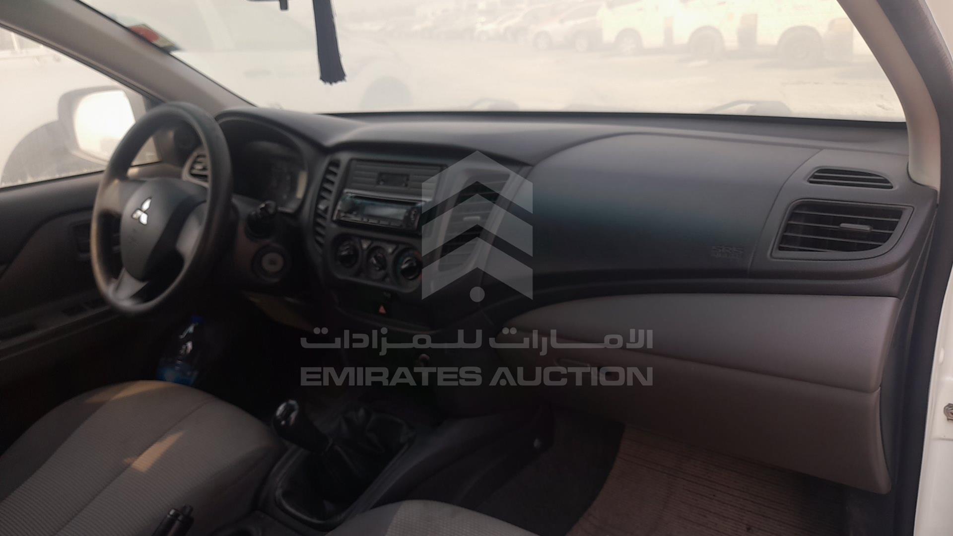 2016 MITSUBISHI L 200 VIN: MMBJNKJ40GH007788