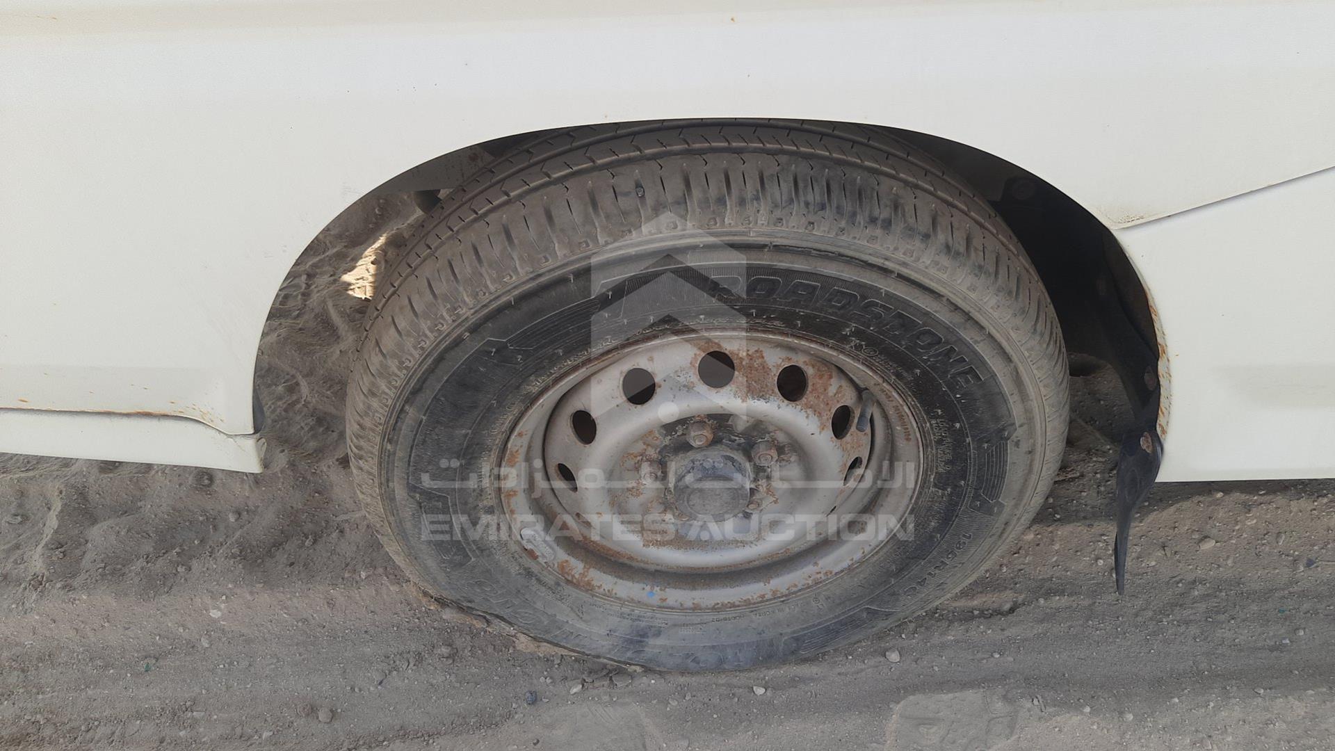 2014 MITSUBISHI L 300 VIN: JMYHNP13WEA700635