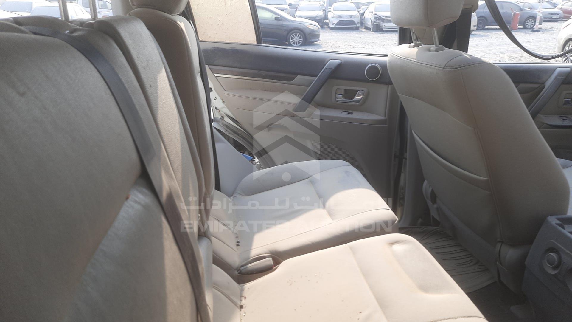 2013 MITSUBISHI PAJERO VIN: JMYLRV95WDJ702131