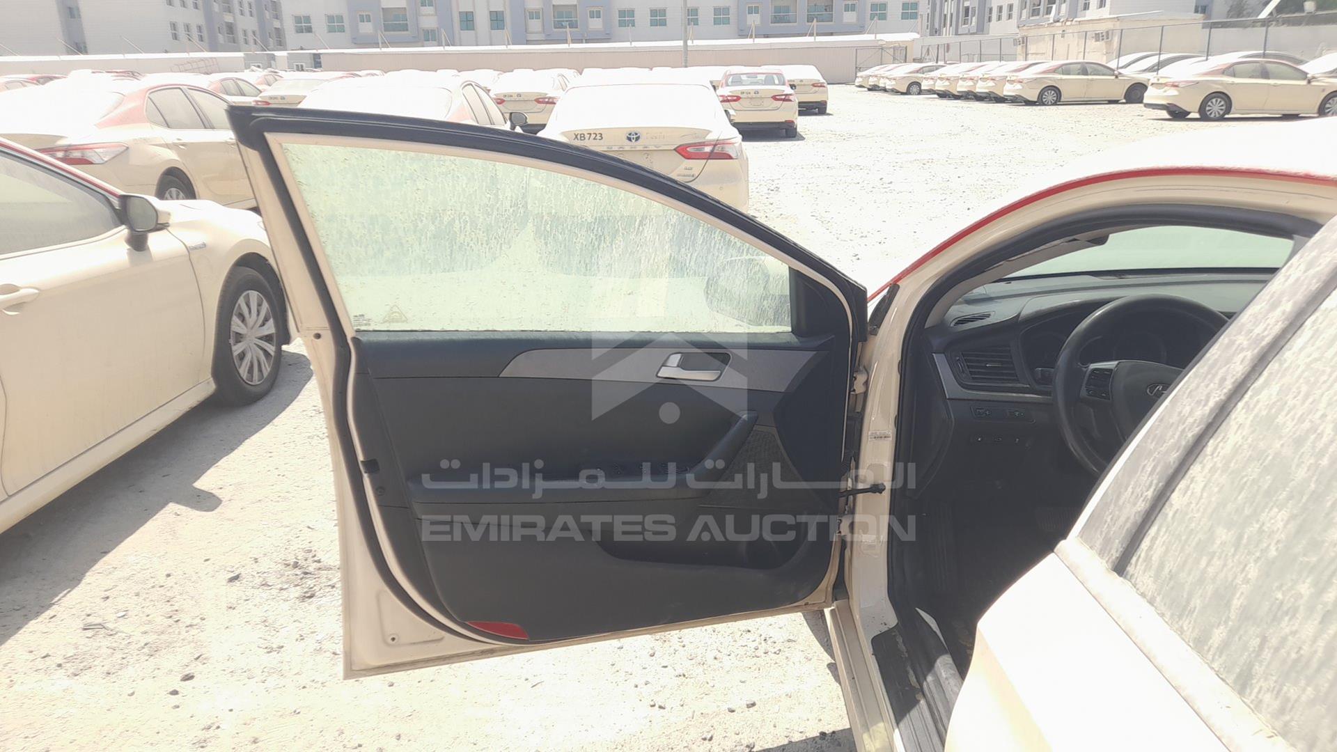 2019 HYUNDAI SONATA VIN: KMHE24130KA092977