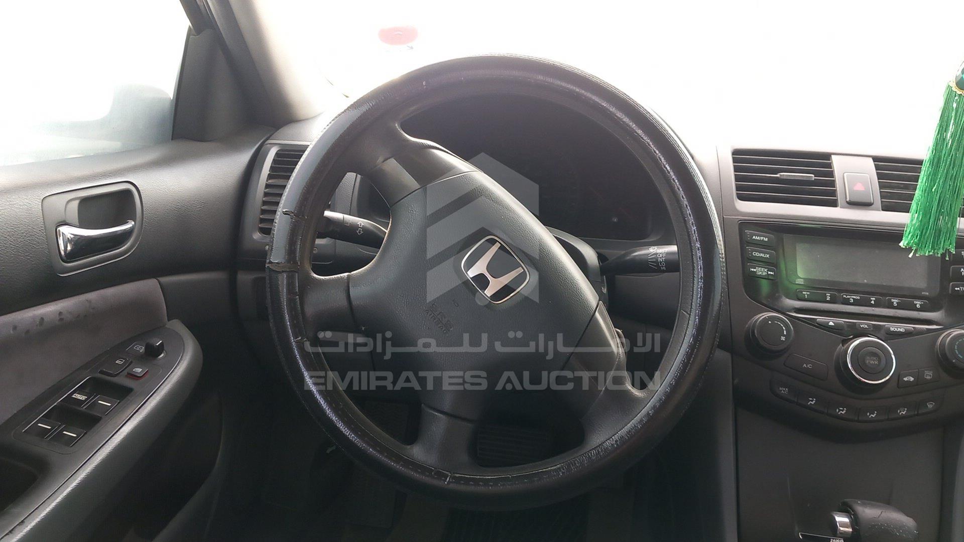 2004 HONDA ACCORD VIN: JHMCM56554C413780