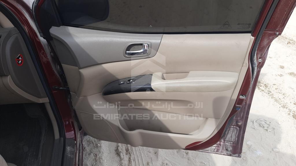 KNAMH817XB6421273 - 2011 KIA CARNIVAL - #520934