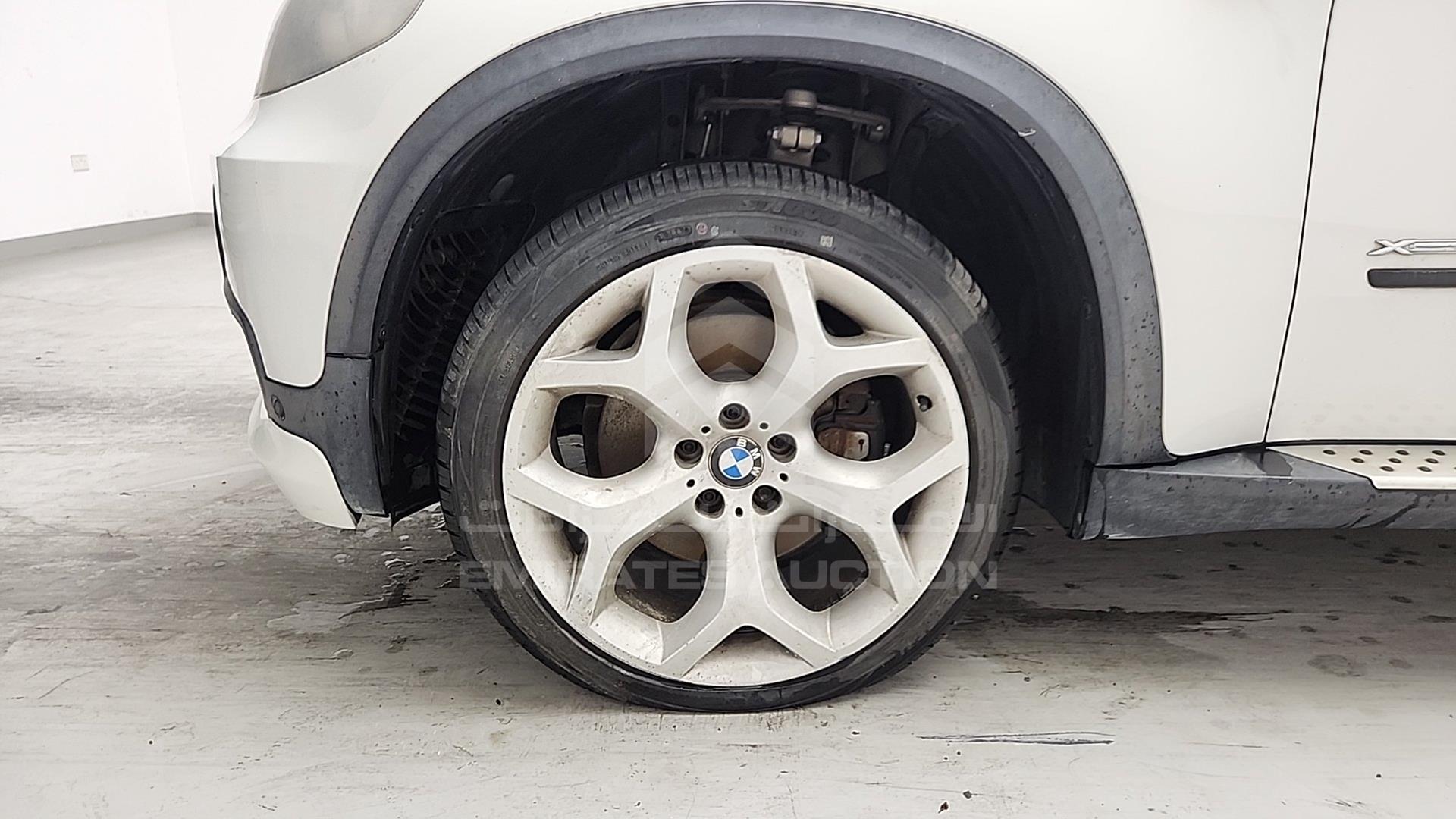 2009 BMW X5 VIN: WBAFE81029L097798