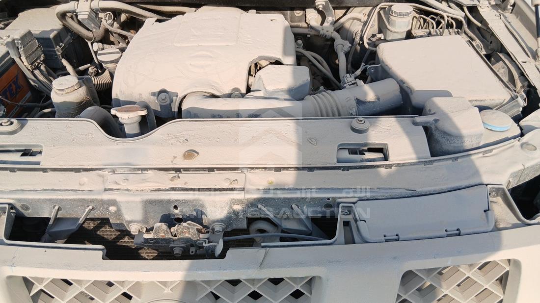 2007 Nissan Armada — Engine Bay — Photo 28