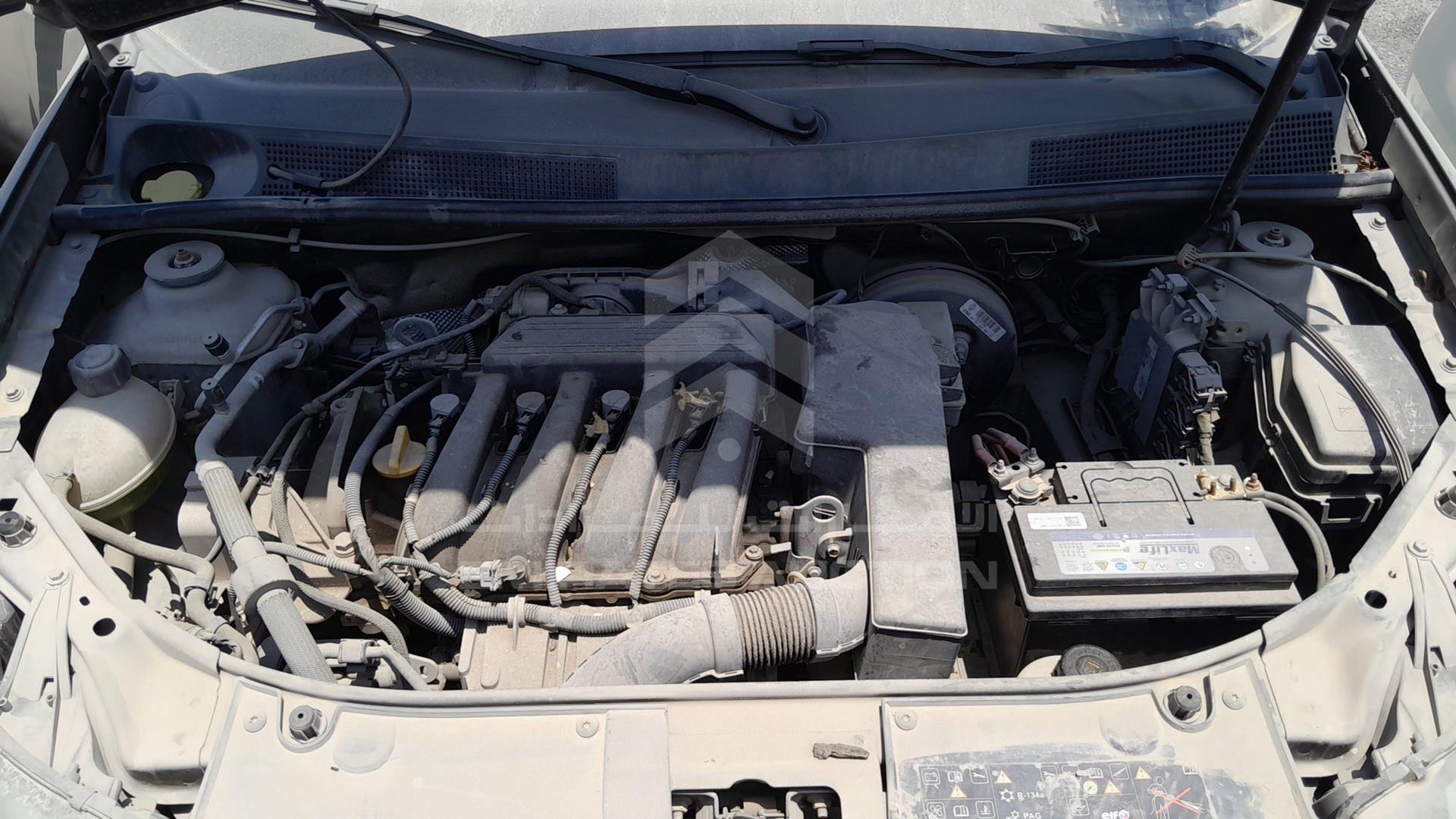 2017 RENAULT SYMBOL VIN: VF14SRAB0HT518702