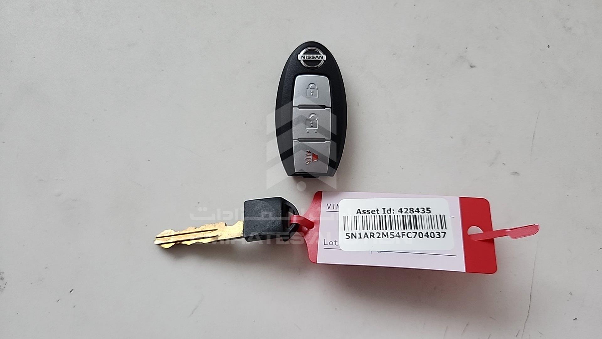 2015 NISSAN PATHFINDER VIN: 5N1AR2M54FC704037