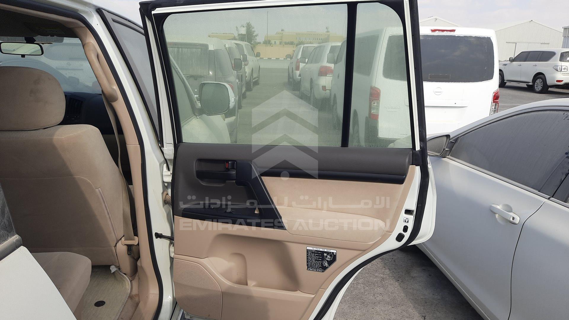 2014 TOYOTA LAND CRUISER VIN: JTMDU09J1E5082705