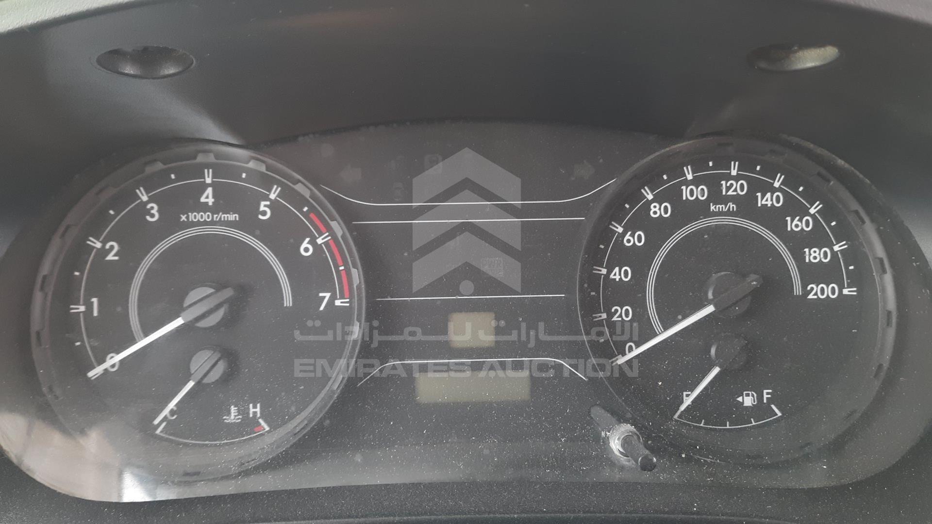 2017 TOYOTA HILUX VIN: MR0DX8CDXH0400056