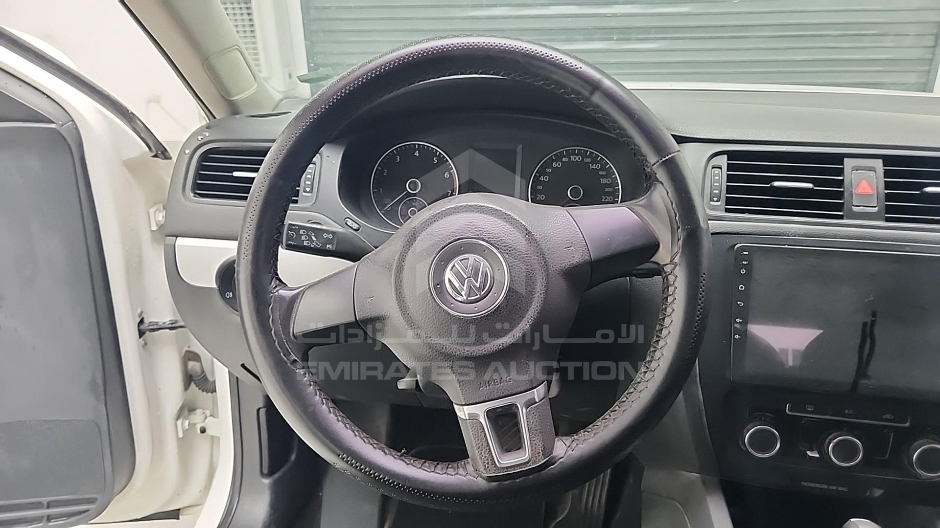 2014 VOLKSWAGEN JETTA VIN: WVWRV1AJ6EM240515
