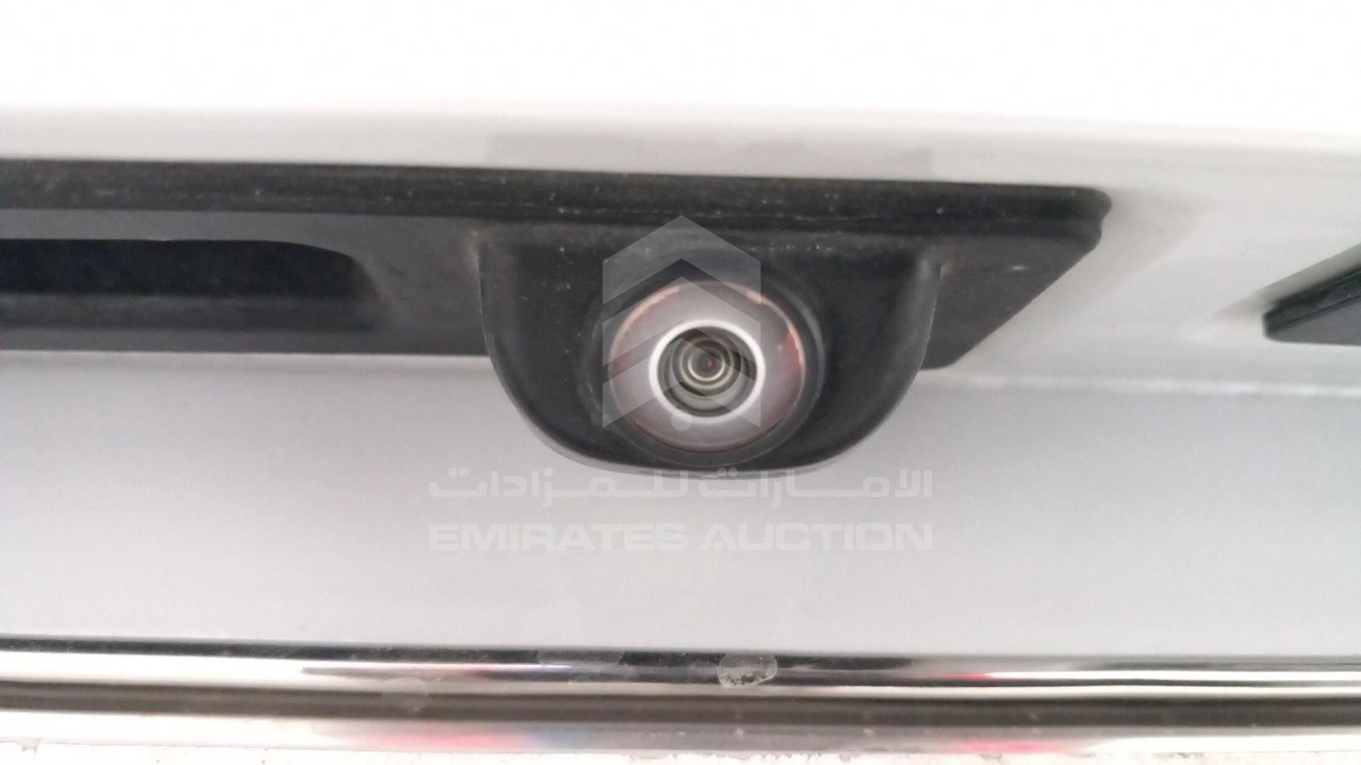 2018 BMW X6 VIN: WBAKU210XJ0Y35271