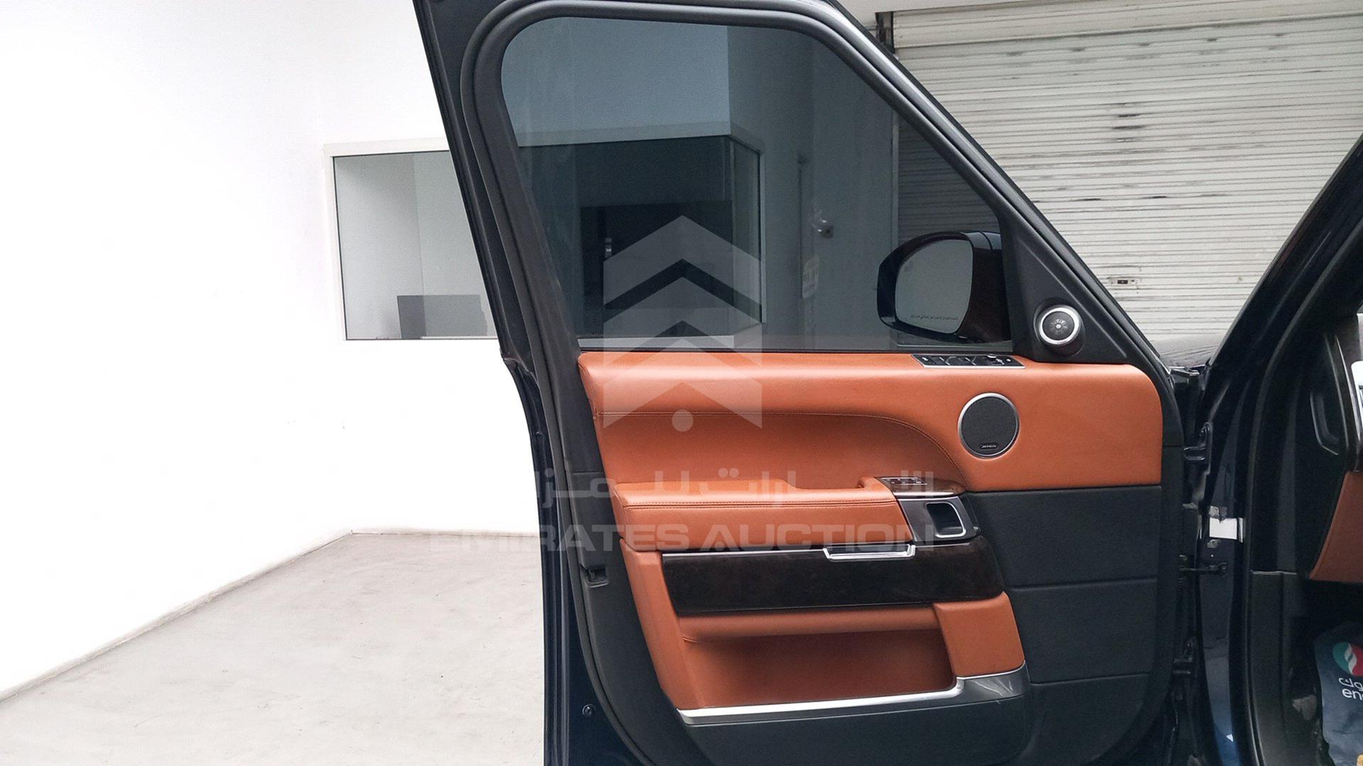 2014 RANGE ROVER VOGUE AUTOBIOGRAPHY VIN: SALGA2EF2EA186901