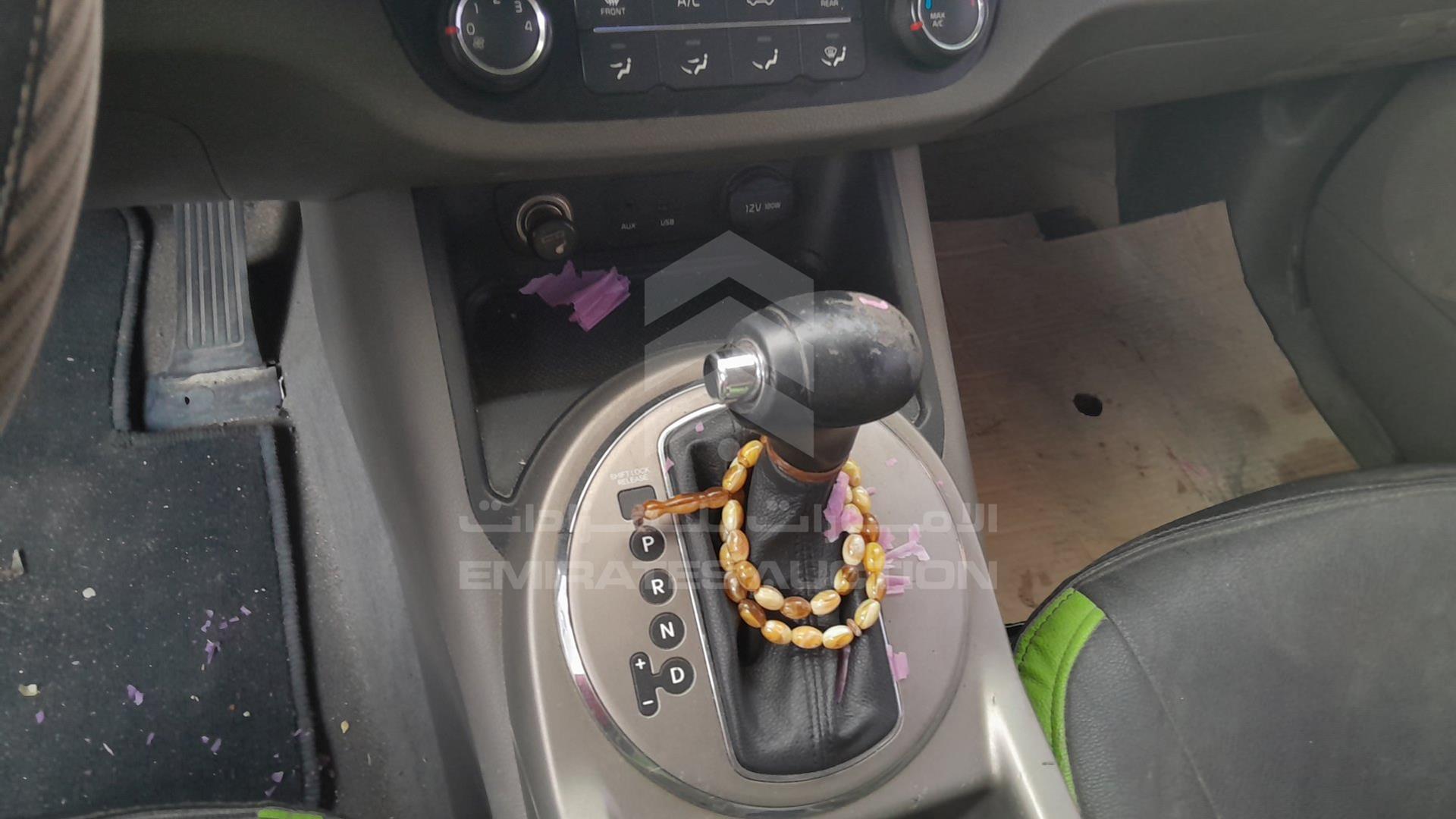 2015 KIA SPORTAGE VIN: KNAPC8129F7623800