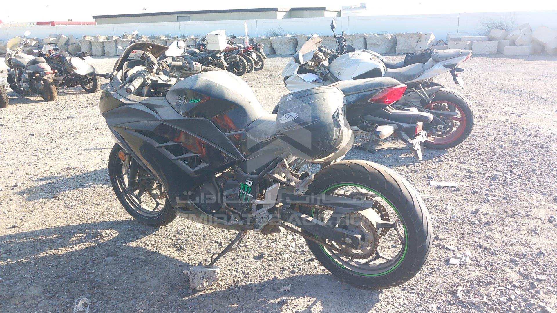 2019 KAWASAKI NINJA VIN: JKAEX8B11EA002809