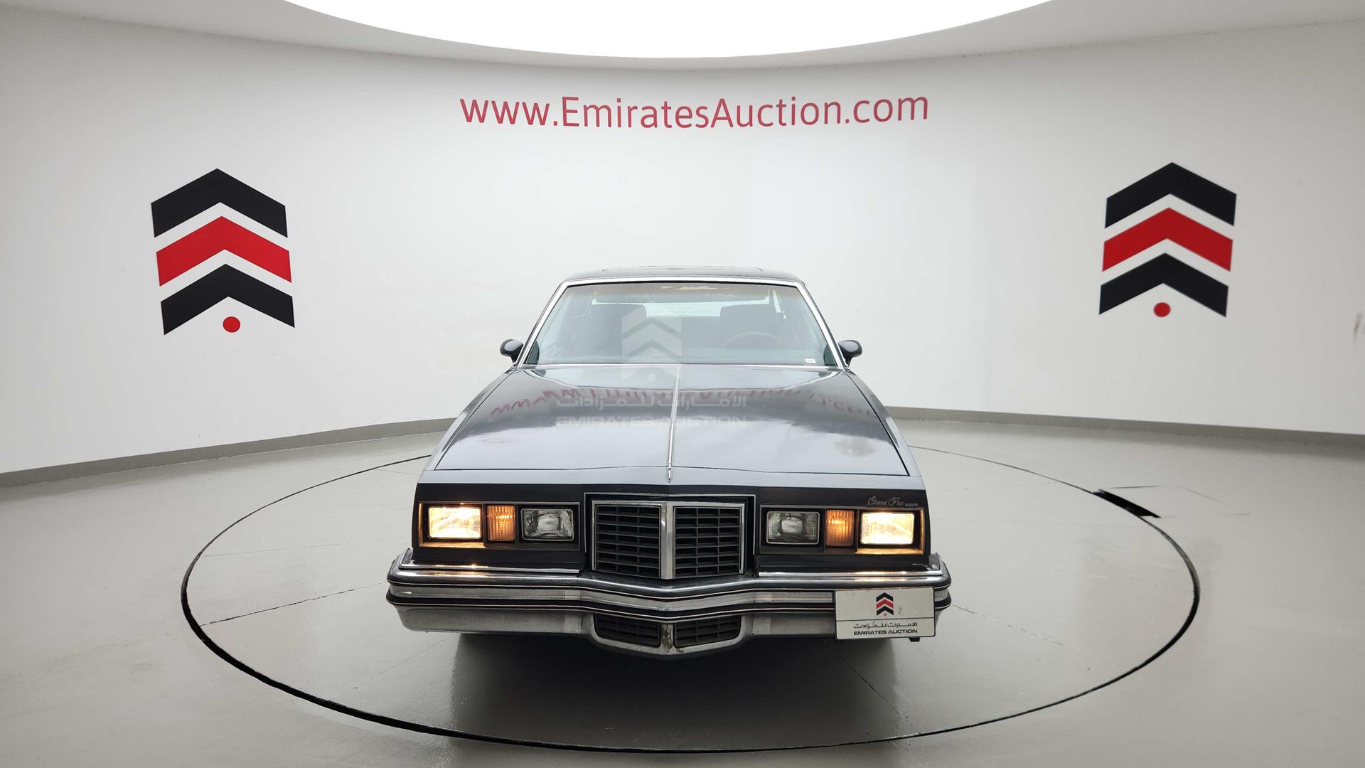 1979 PONTIAC GRAND PRIX VIN: 2K37Y92513443