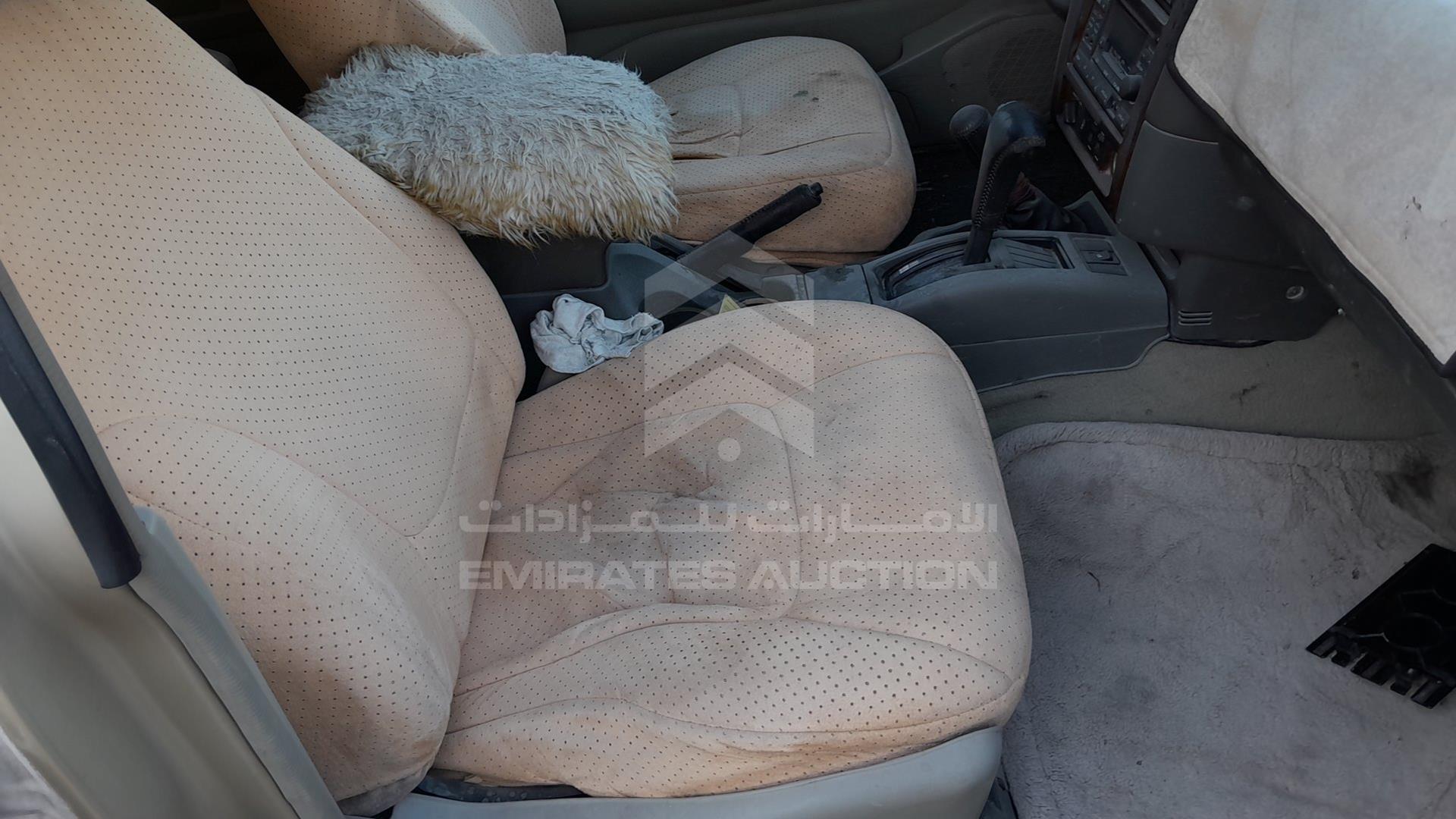 1998 INFINITI QX4 VIN: JNRAR05Y7WW030384