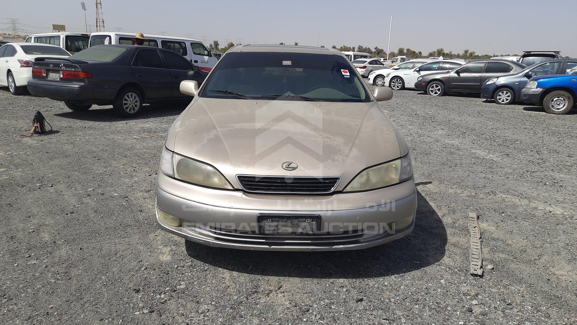 1999 LEXUS ES 300 VIN: JT8BF28G4X0165661
