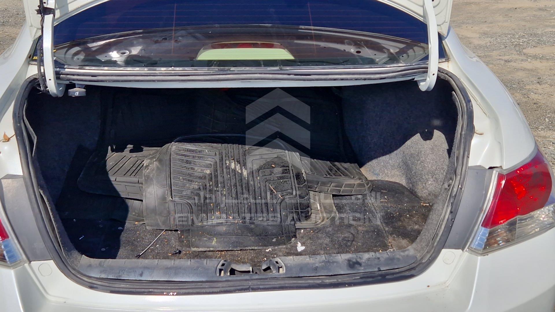 2012 HONDA ACCORD VIN: 1HGCP263XCA628122