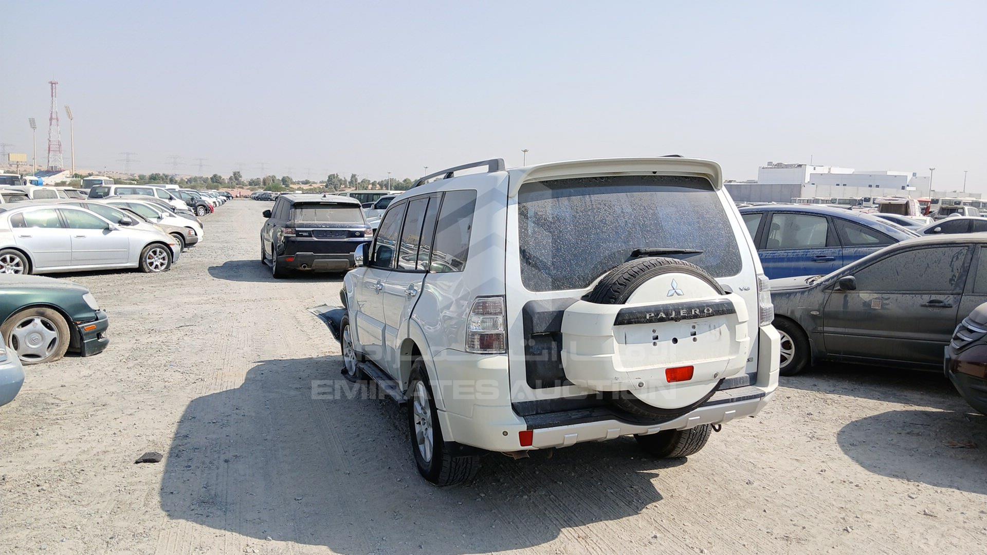 2013 MITSUBISHI PAJERO VIN: JMYLRV95WDJ706603