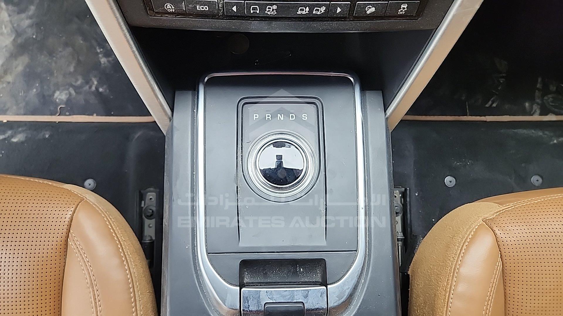 2018 LAND ROVER DISCOVERY VIN: SALCA2BX3JH758636