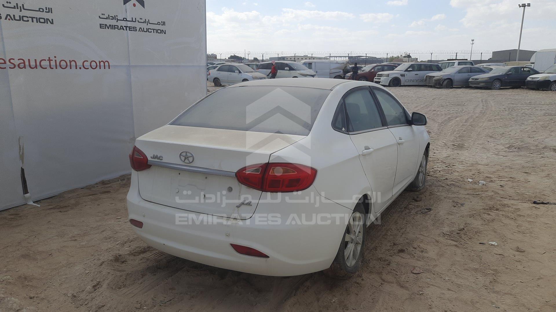 2016 JAC J4 VIN: LJ12FKR21G4703757