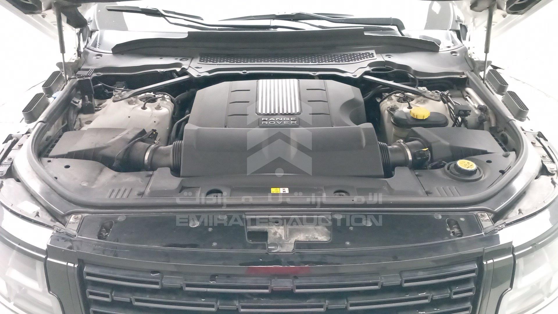 2014 RANGE ROVER VOGUE VIN: SALGA2EFXEA168100