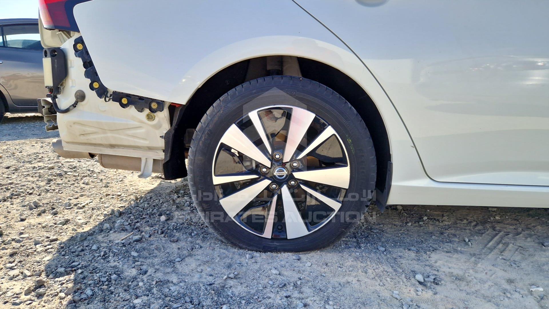 2019 NISSAN ALTIMA VIN: 1N4BL4AV7KC230692